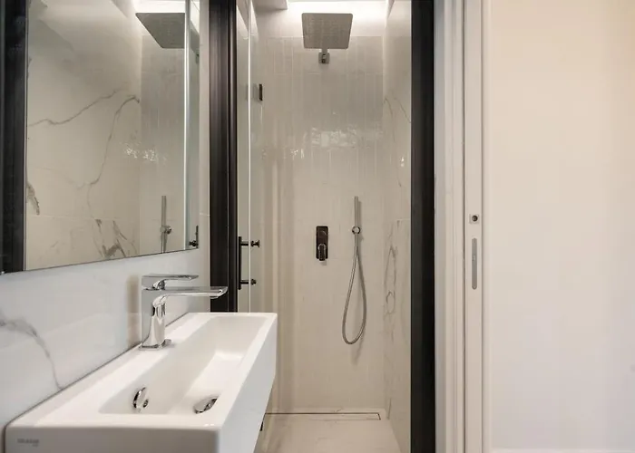 Lux 4br With Seaview Terrace Sorrento